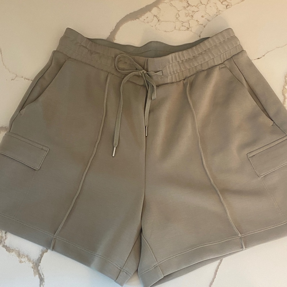 Women's CALIA Sage Green Sandwash Scuba Collection High-Rise Short